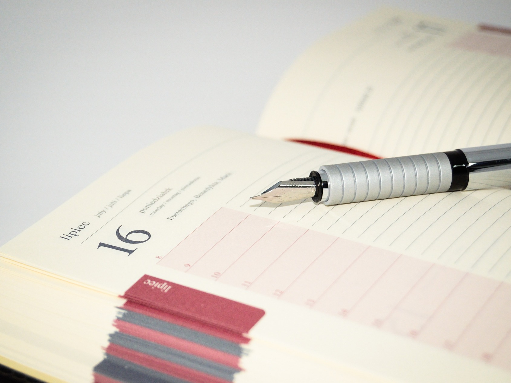 Taschenkalender mit Kugelschreiber